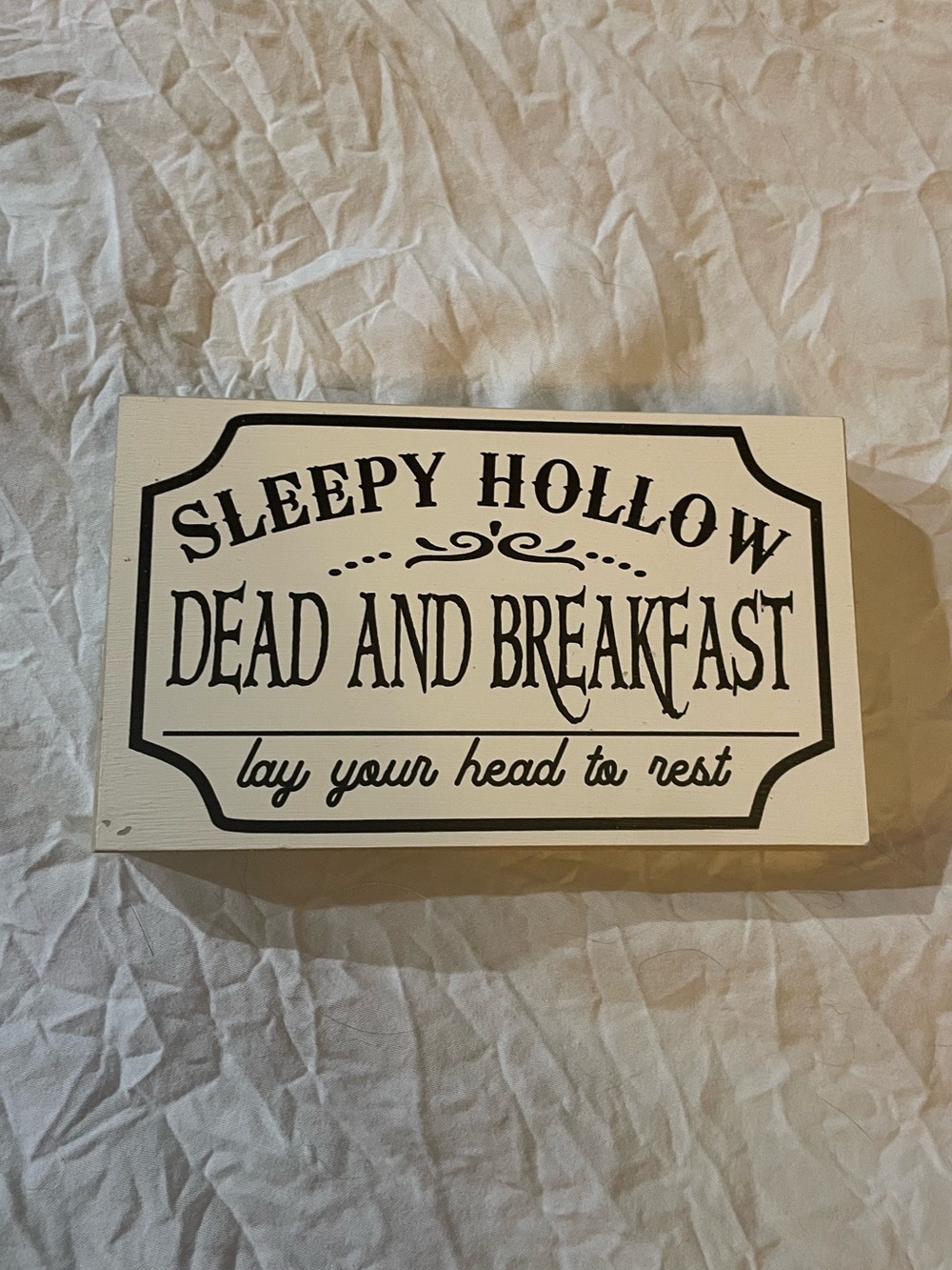 Sleepy Hollow Dead and Breakfast White Small Sign - Halloween Home Decor